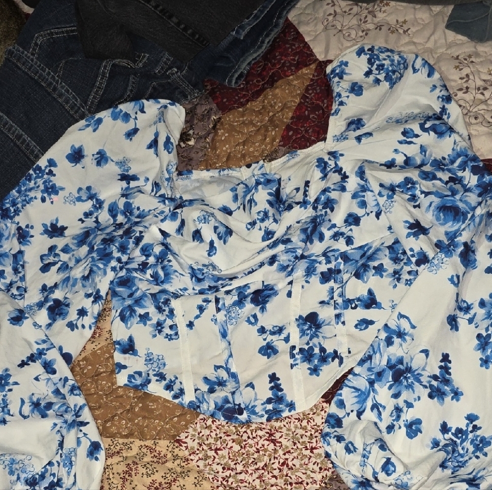 SHEIN Blue Floral Blouse